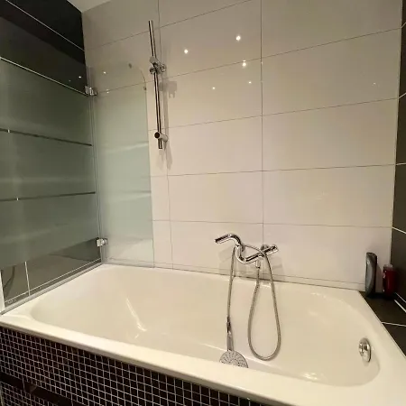 Goldstadt Panorama - Aparament Pforzheim